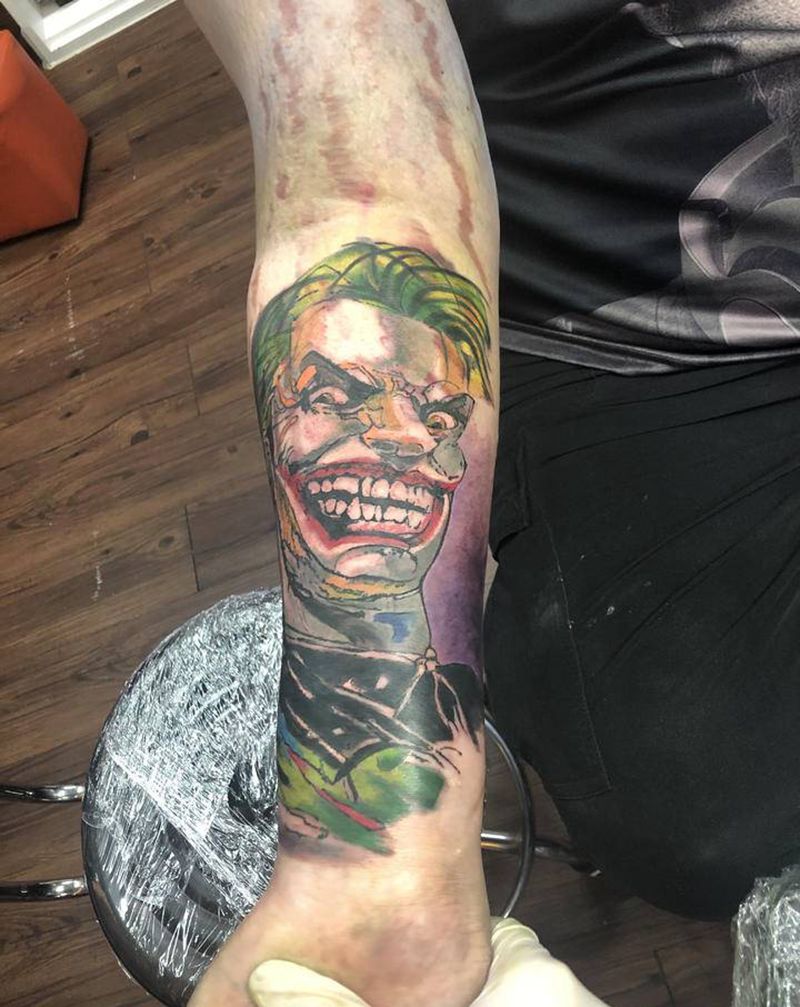 遮盖胖纹纹身图片_手臂欧美写实水彩纹身图案