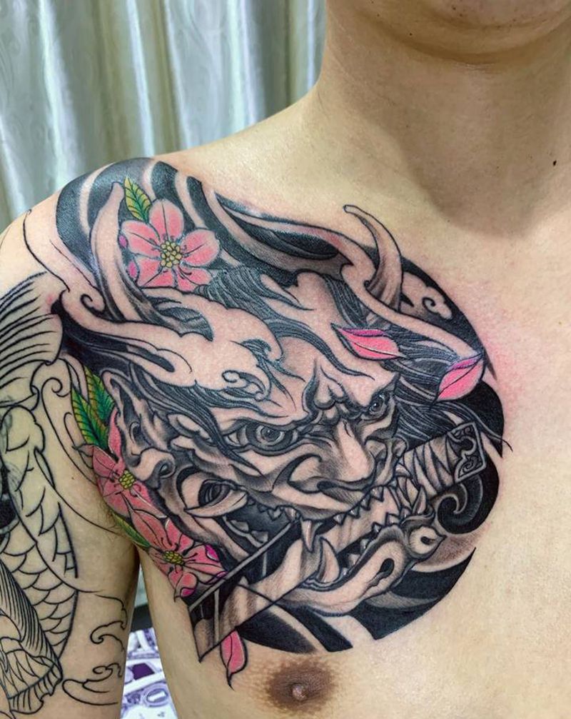 半甲纹身图片_老传统胸部纹身图案