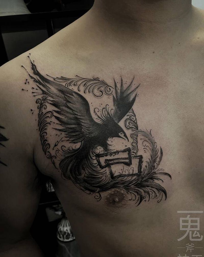 凤凰纹身图片_胸部水墨纹身图案