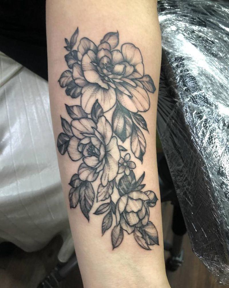 素花纹身图片_手部点刺纹身图案