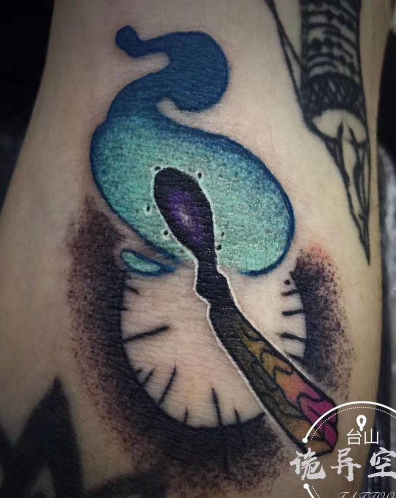 时间火柴纹身图片_手臂New School纹身图案