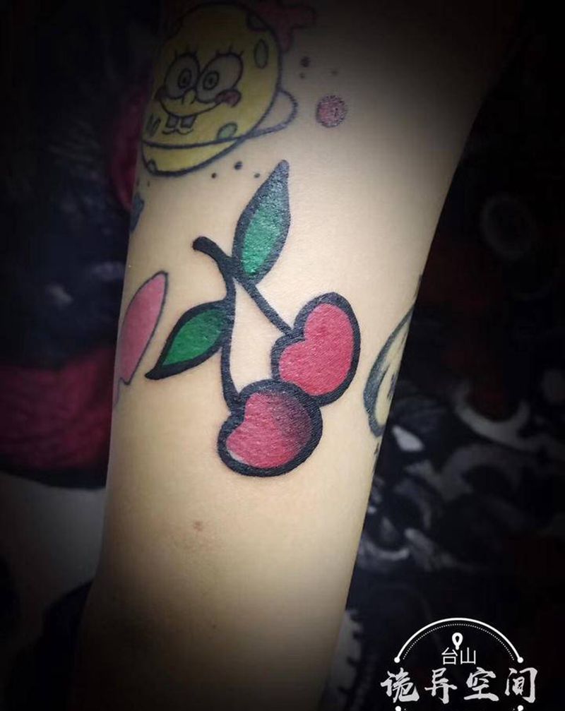 小图纹身图片_手臂Old School纹身图案