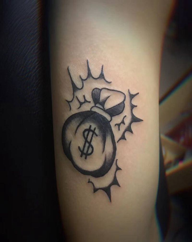 小图纹身图片_手臂纹身图案