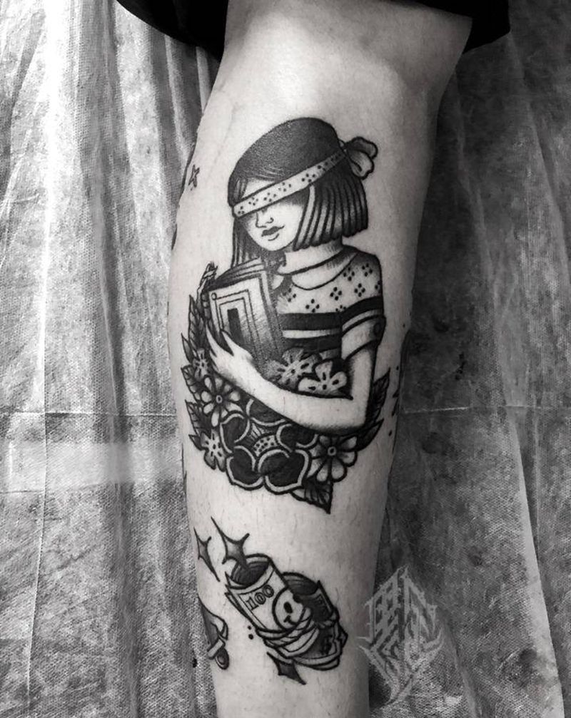 黑灰old school纹身图片_腿部Old School纹身图案