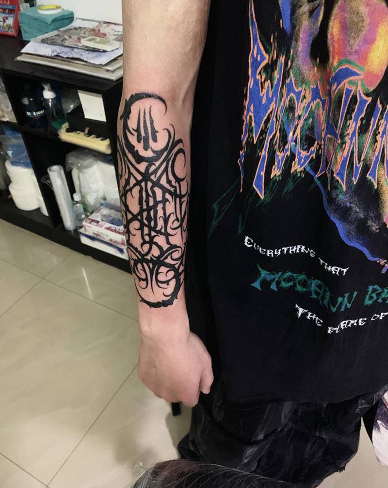花体（未完）纹身图片_手臂纹身图案