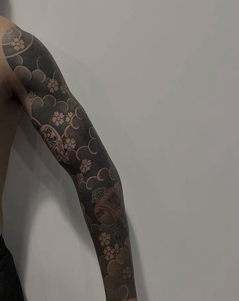 樱花臂纹身图片_手部老传统纹身图案