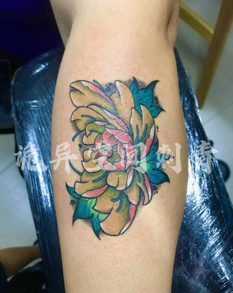 牡丹纹身图片_手臂新传统纹身图案