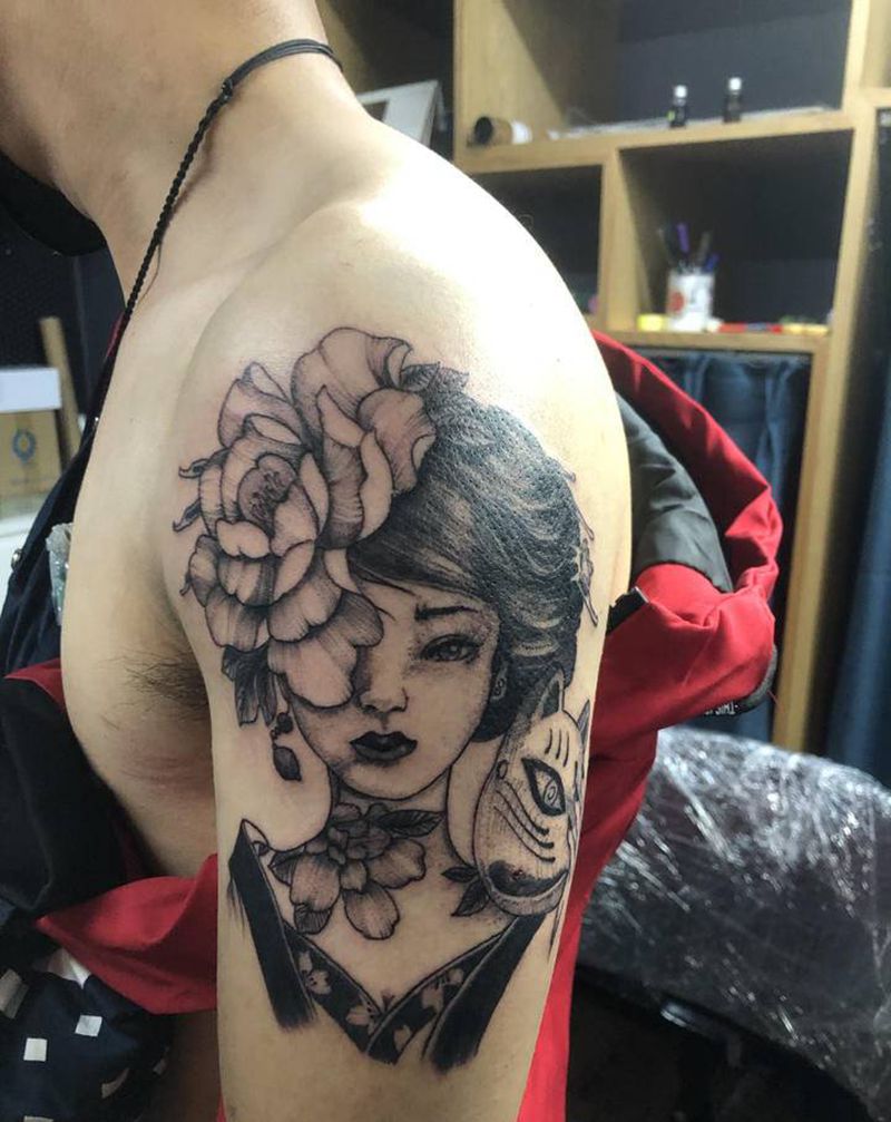 艺妓纹身图片_手臂点刺新传统纹身图案