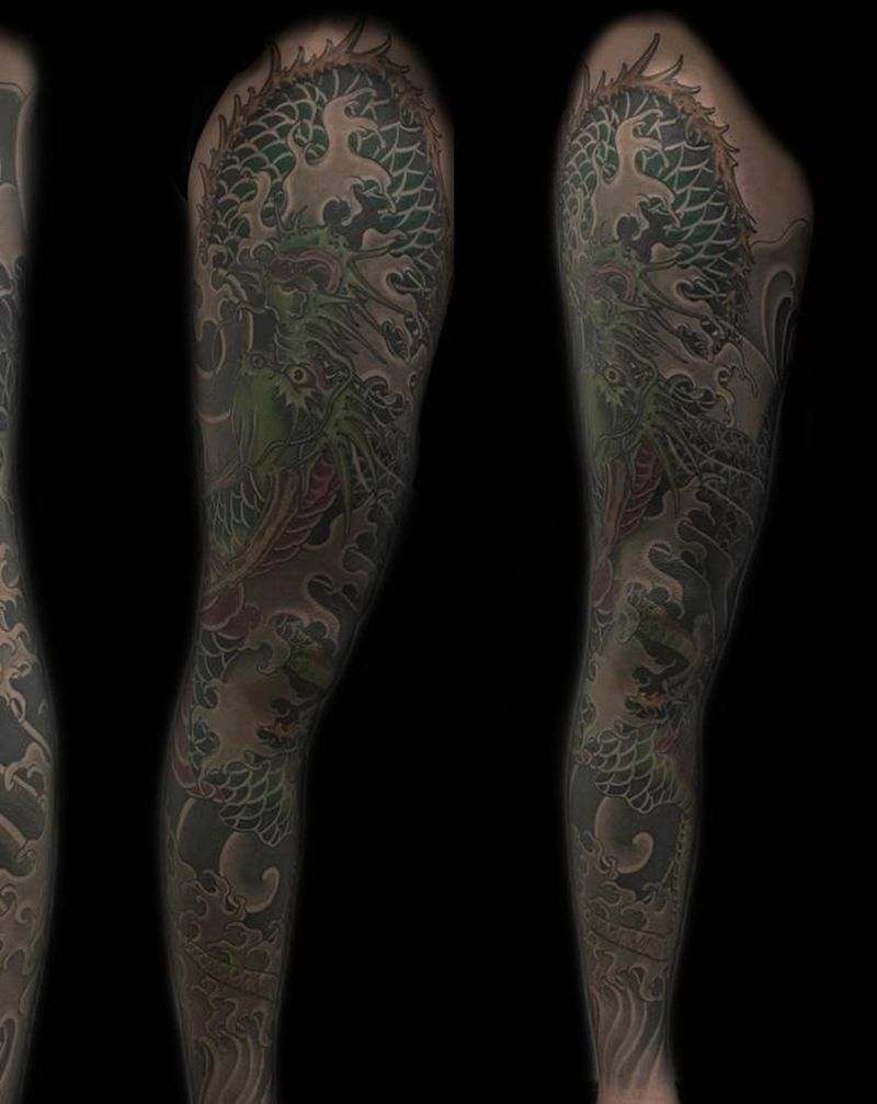 新老结合花腿龙纹身图片_腿部新传统老传统纹身图案