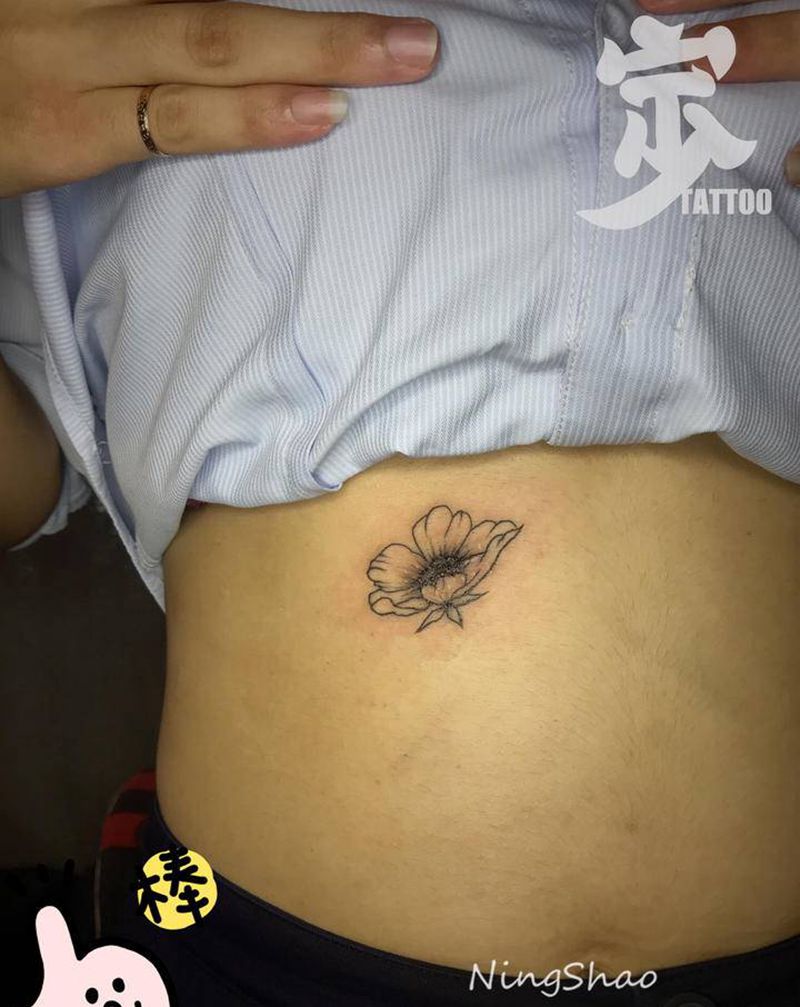 遮疤+小花纹身图片_腹部腰部New School点刺纹身图案