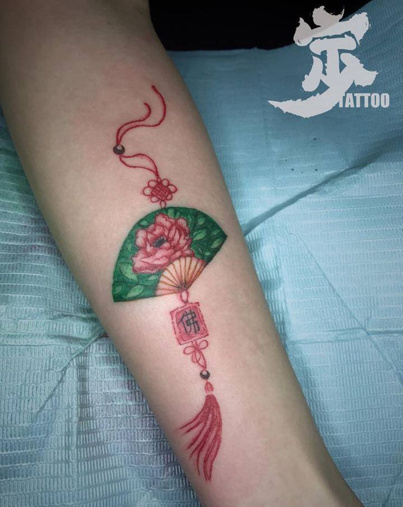 扇子纹身图片_手臂New School纹身图案