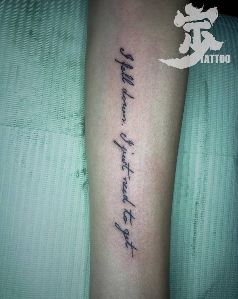 名言纹身图片_手臂花体字纹身图案