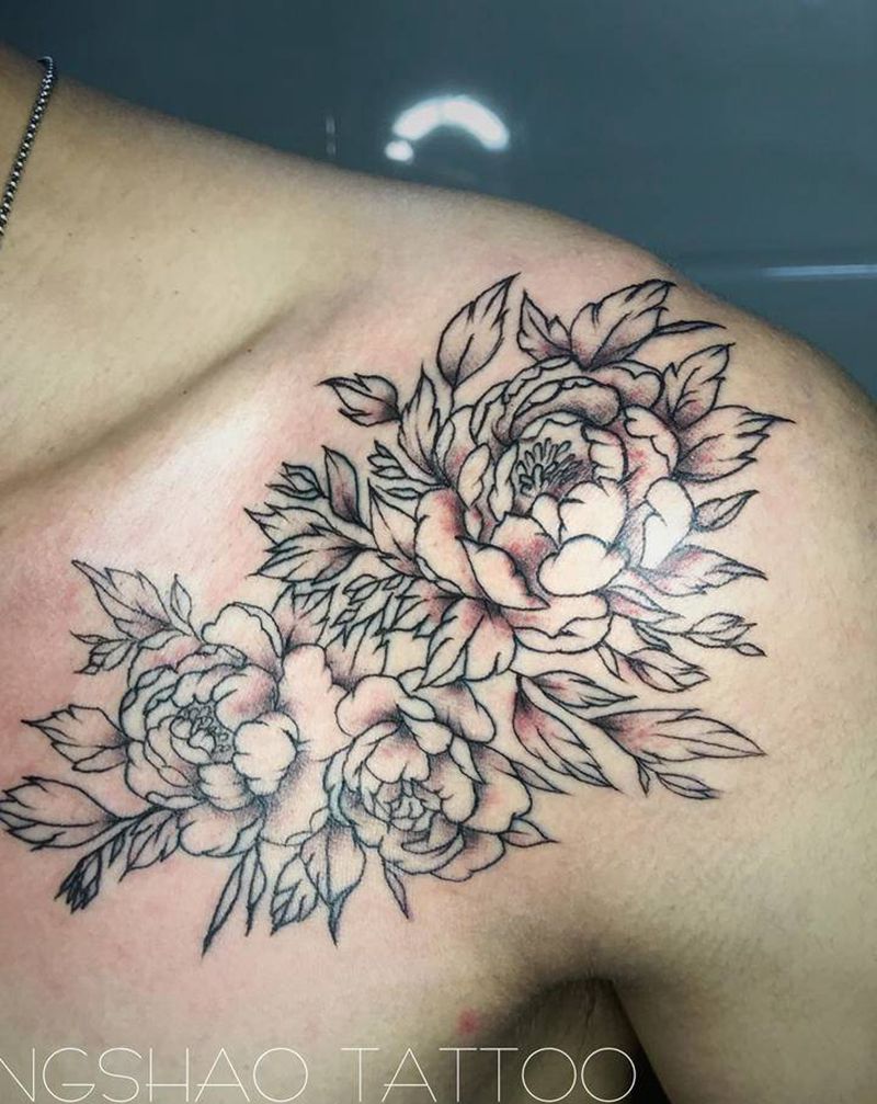 素花纹身图片_胸部肩部点刺图腾纹身图案