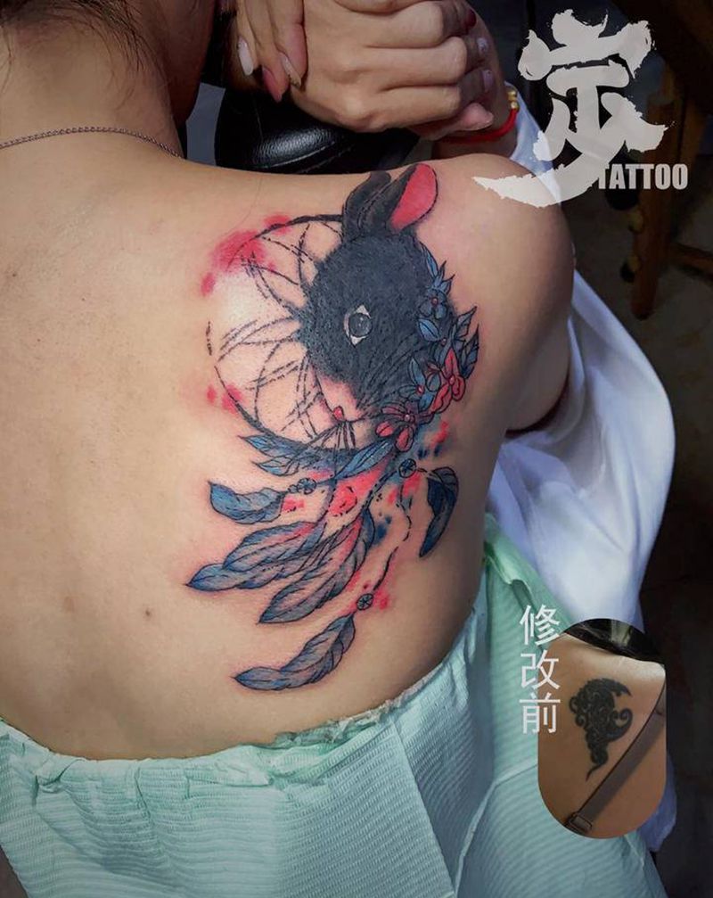 遮盖+小黑兔梦网纹身图片_背部肩部New School纹身图案