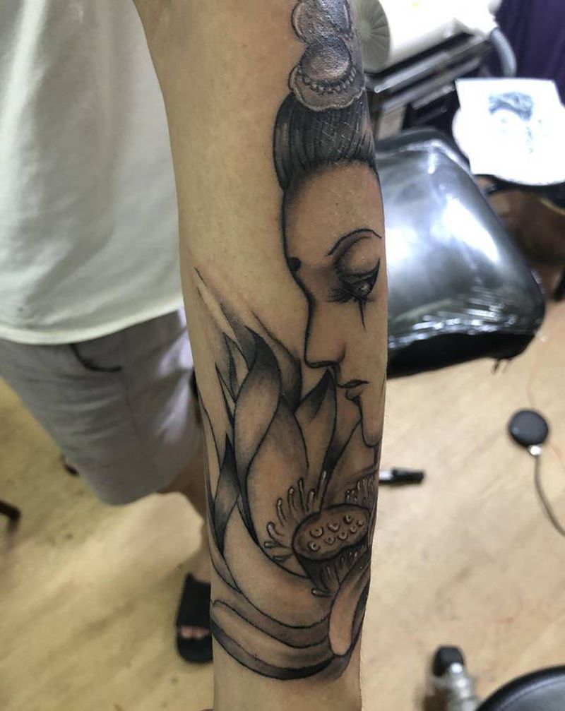 艺妓（学员作品）纹身图片_手臂新传统纹身图案