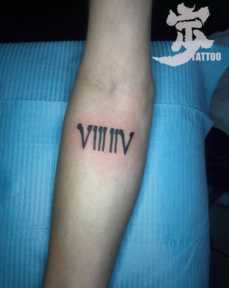 罗马数字纹身图片_手臂花体字图腾纹身图案