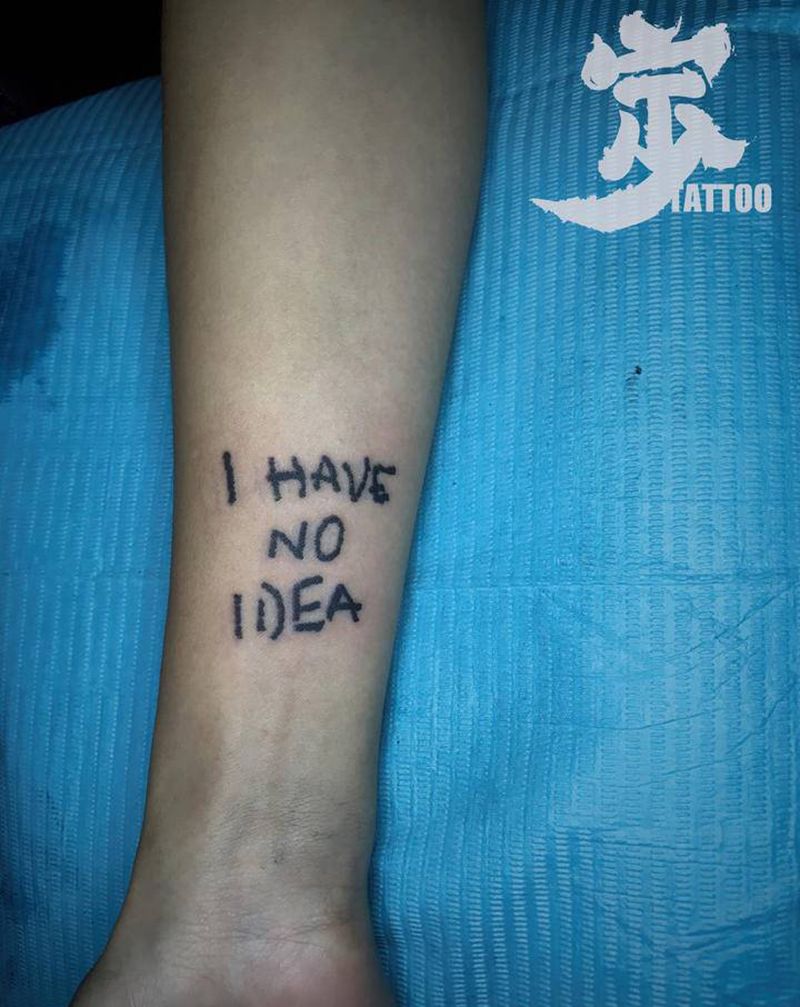 小字纹身图片_手臂花体字几何纹身图案