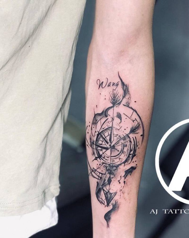 指南针纹身图片_手臂纹身图案