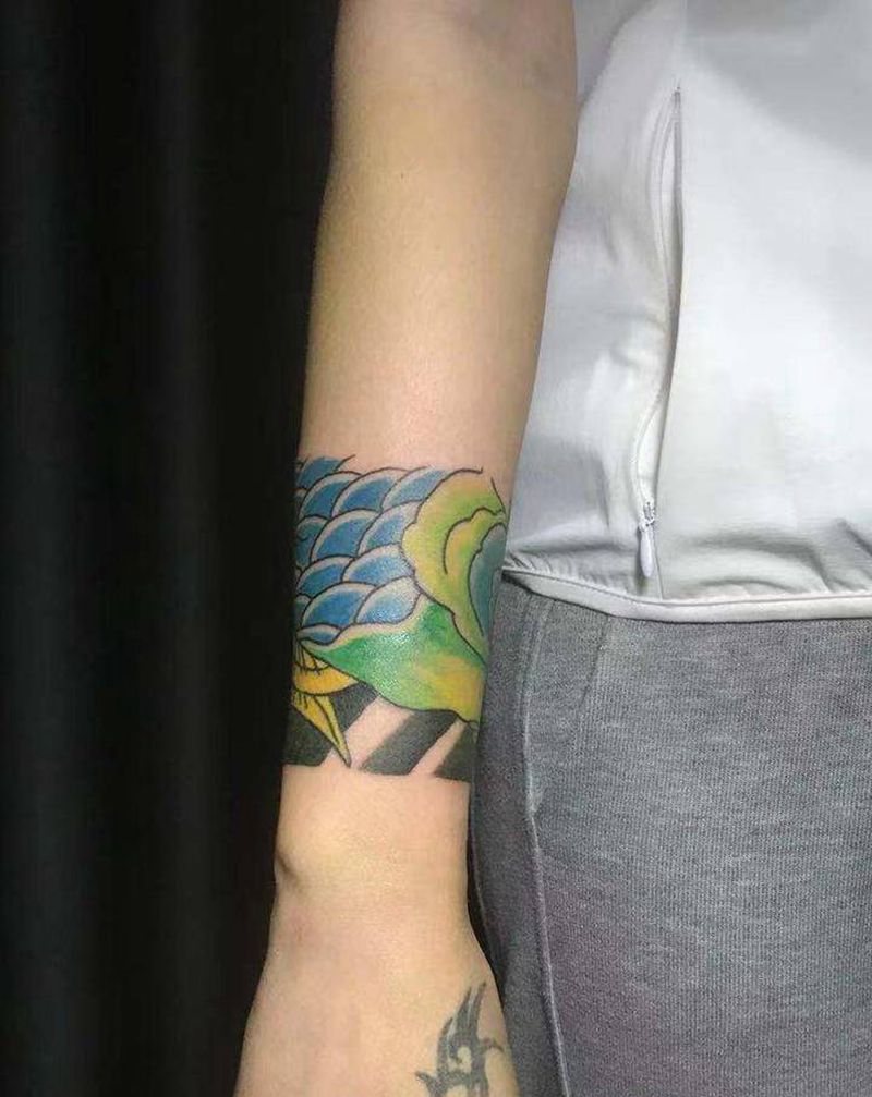 手环儿纹身图片_手臂纹身图案