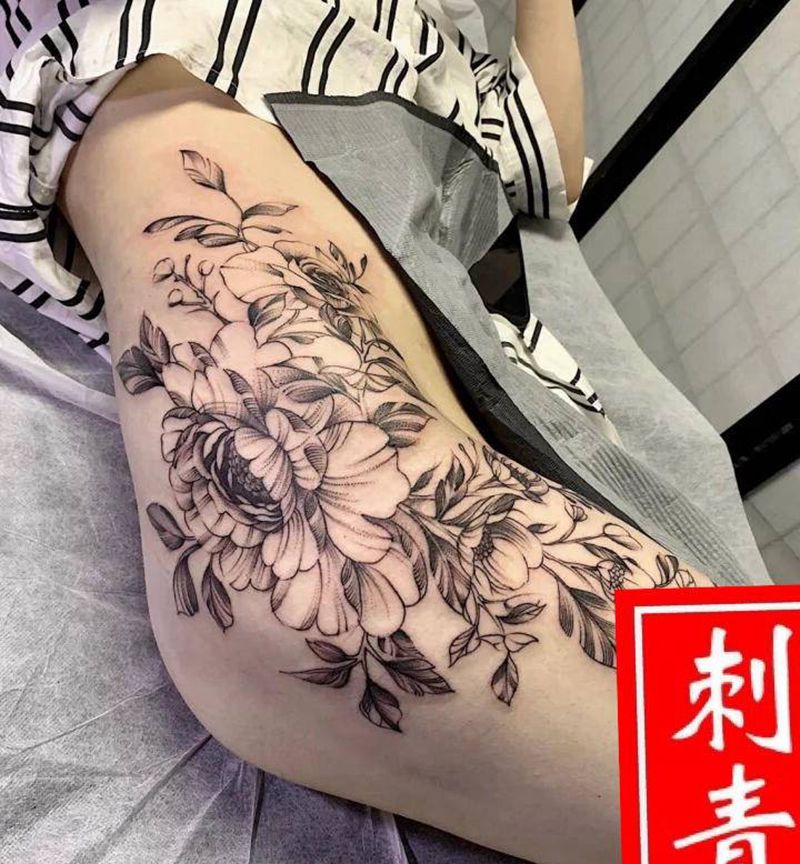 素花纹身图片_腿部素花纹身图案