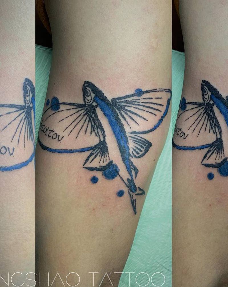 飞鱼+ δεινότατον纹身图片_手臂水墨New School纹身图案