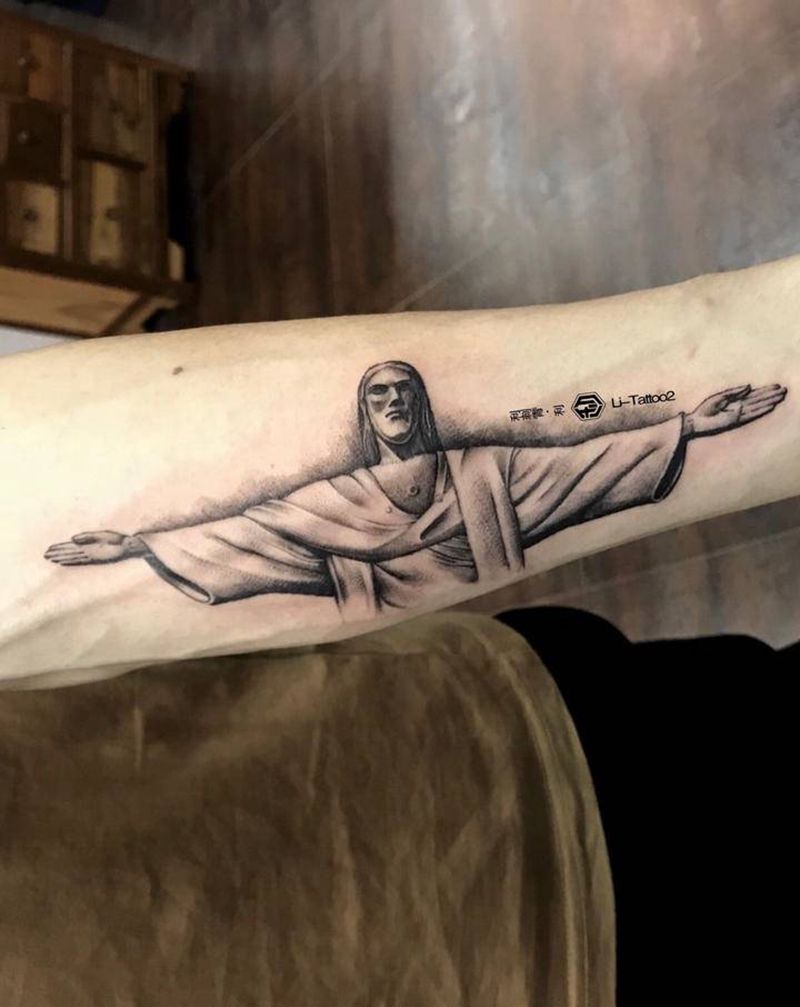 耶稣纹身图片_手臂纹身图案