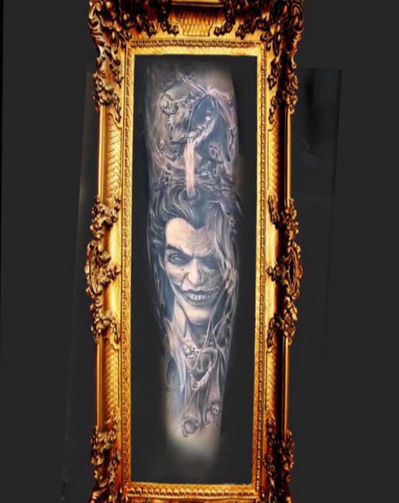 近期作品纹身图片_肩部欧美写实纹身图案