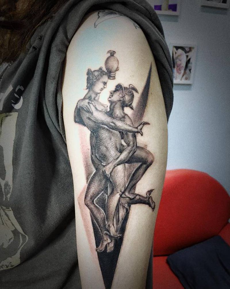 万达店作品纹身图片_肩部手臂纹身图案