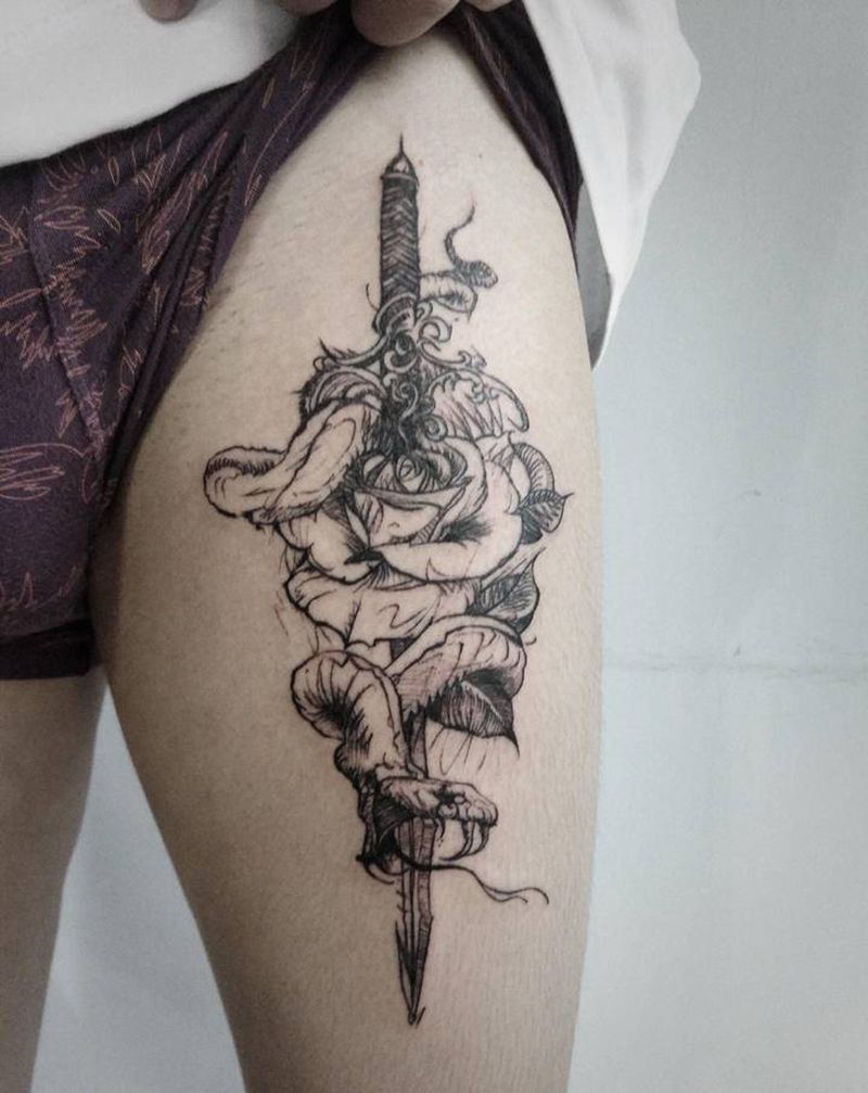 顾客自带图纹身图片_腿部纹身图案