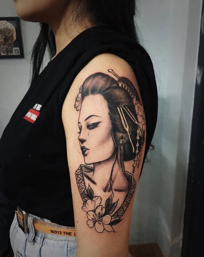 万达家文刺青驻店！焮作品纹身图片_肩部纹身图案