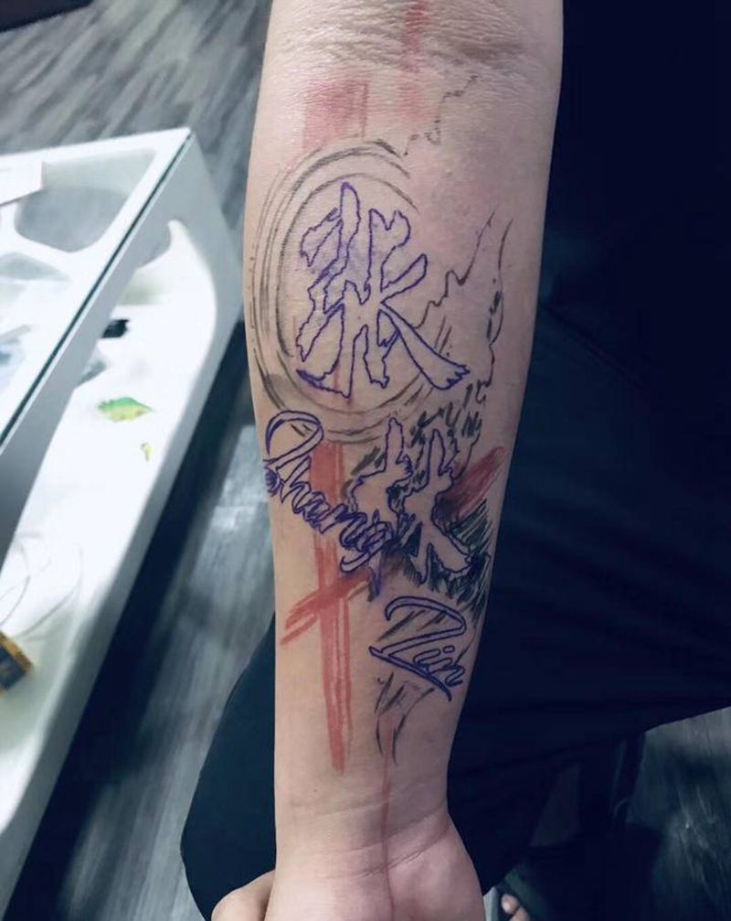 名字的设计，纹身图片_手部纹身图案