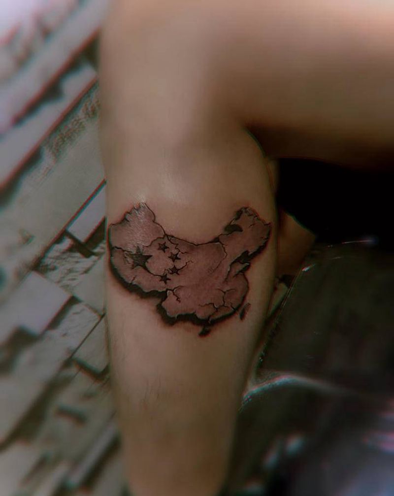 中国地图纹身图片_腿部地图纹身图案