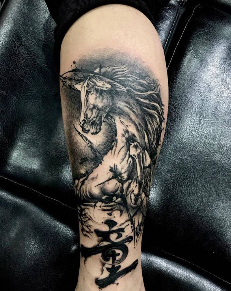 马纹身图片_腿部纹身图案