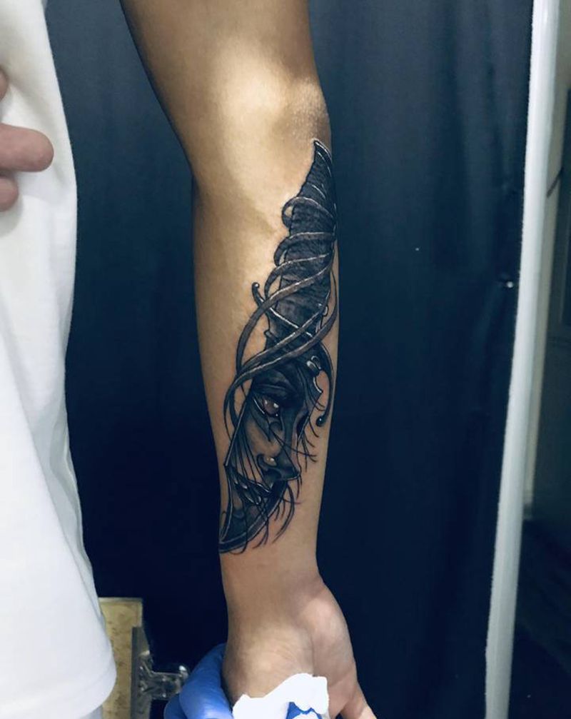 铁汉子纹身图片_手部腿部欧美写实纹身图案