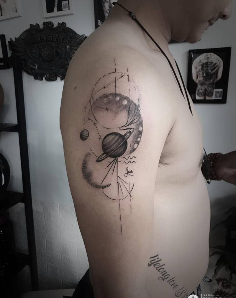 驻店小图纹身图片_肩部纹身图案