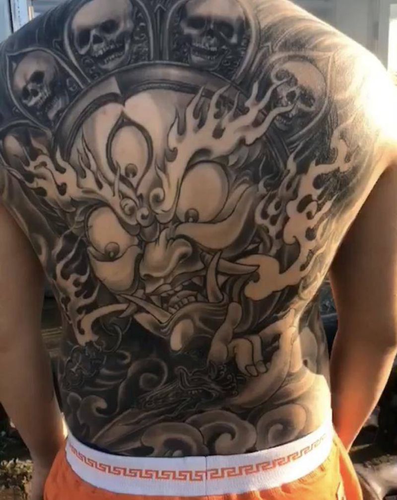 恢复后纹身图片_臀部纹身图案