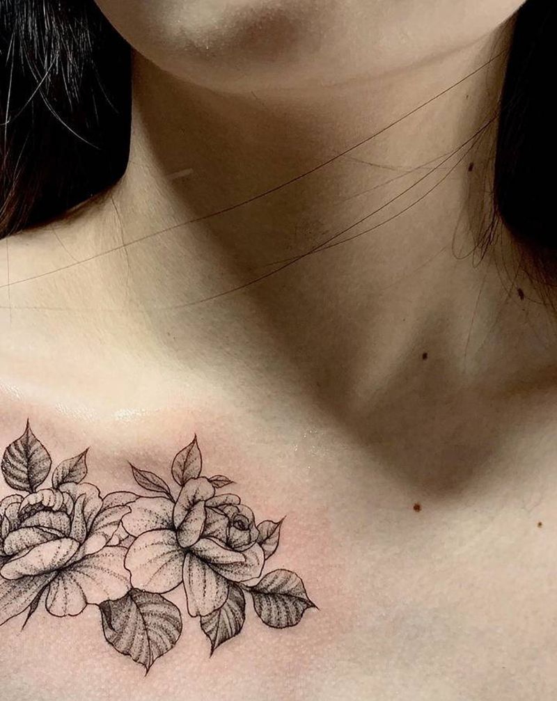 素花纹身图片_肩部点刺纹身图案