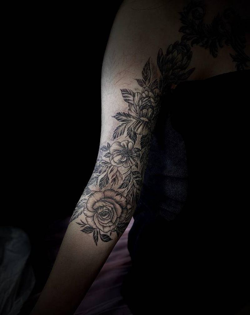 素花纹身图片_胸部手臂纹身图案