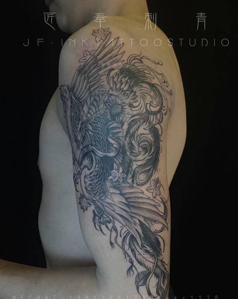 凤凰纹身图片_手臂新传统纹身图案
