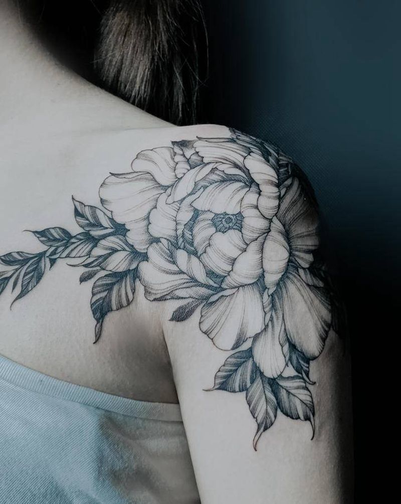 素花纹身图片_肩部纹身图案