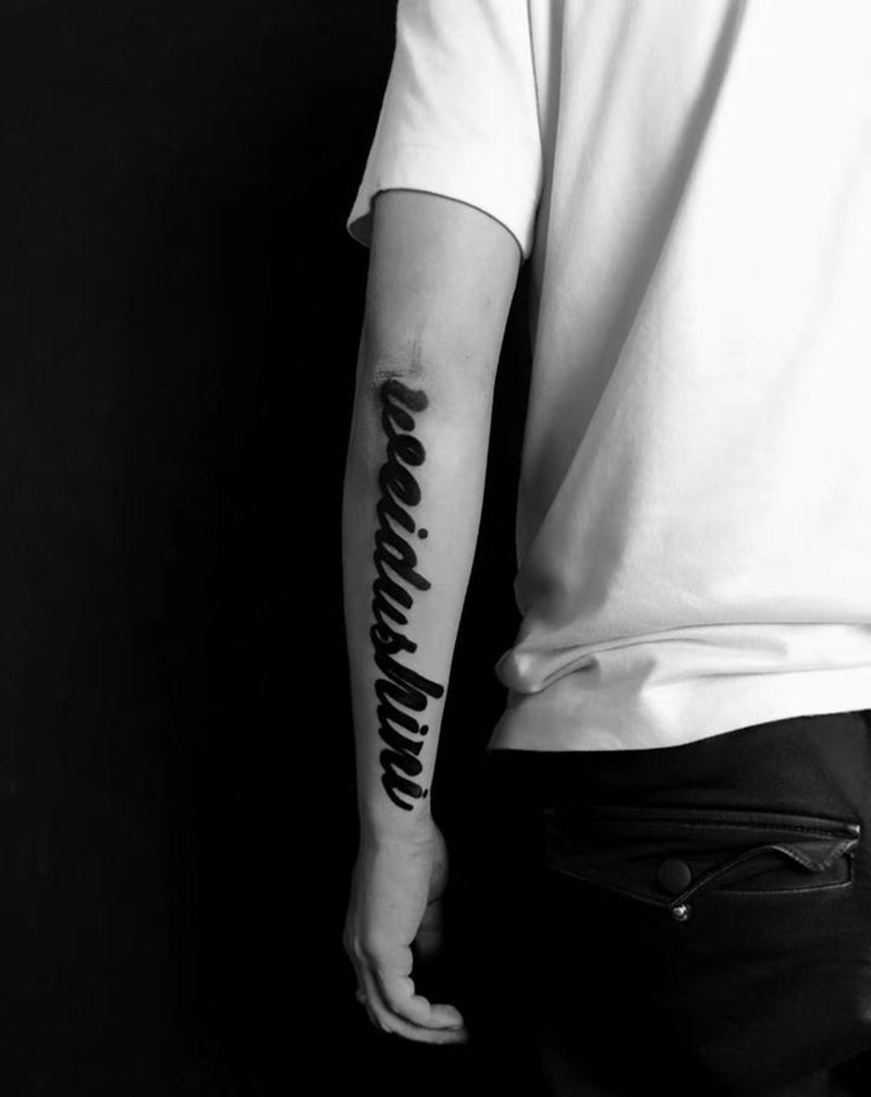 一组英文：终爱一生纹身图片_手部图腾纹身图案