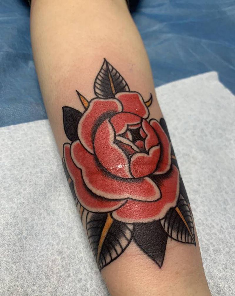 花纹身图片_手部Old School纹身图案