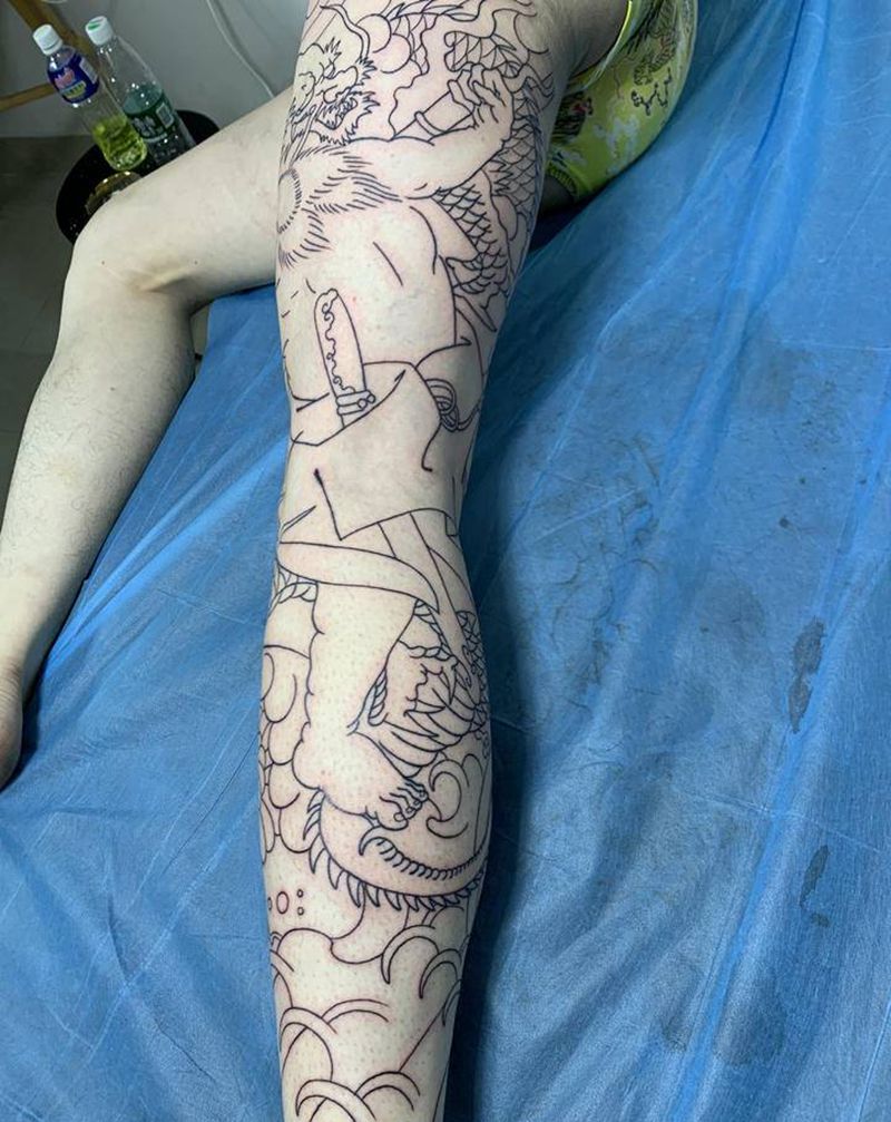 九纹龙史进纹身图片_腿部老传统纹身图案