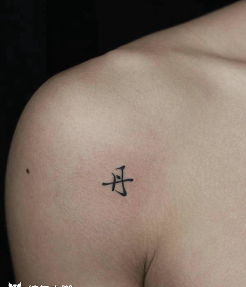 。纹身图片_肩部纹身图案