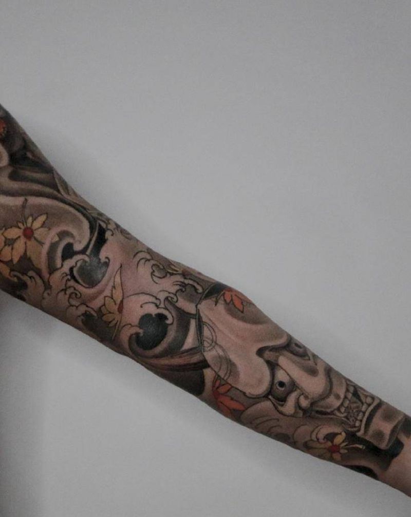 分享传统花臂纹身图片_新传统纹身图案