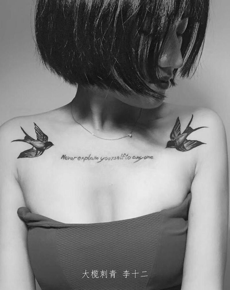 胸肩对燕纹身图片_肩部胸部水墨纹身图案
