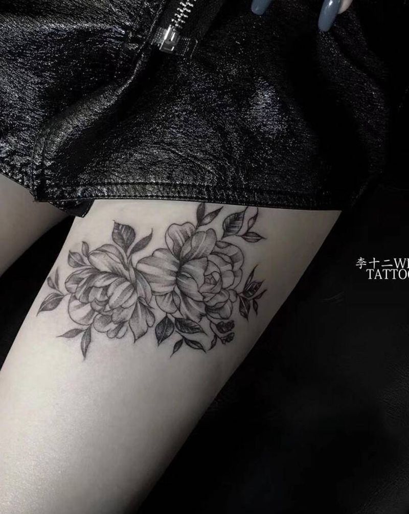 素花纹身图片_腿部素花纹身图案