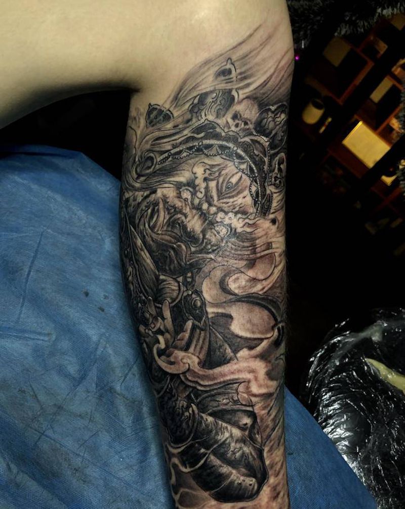 大黑天纹身图片_腿部纹身图案