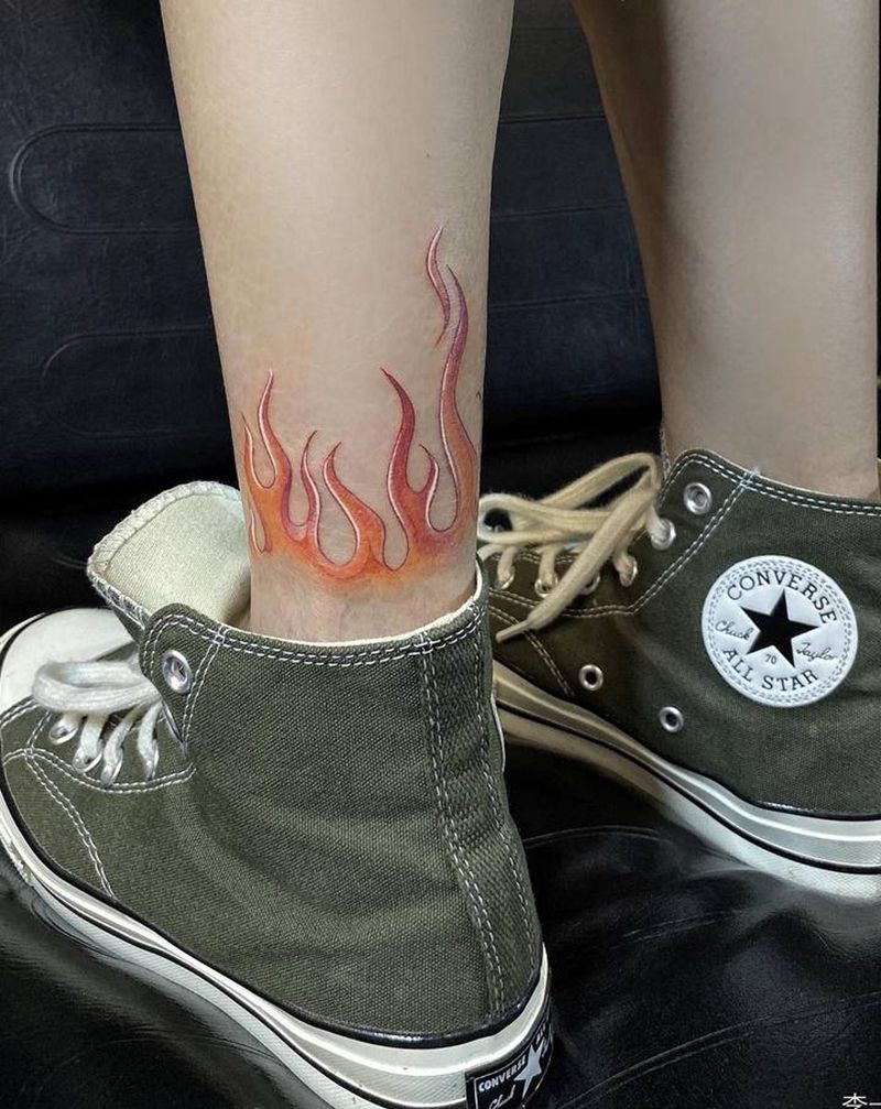 火纹身图片_脚部腿部水彩纹身图案