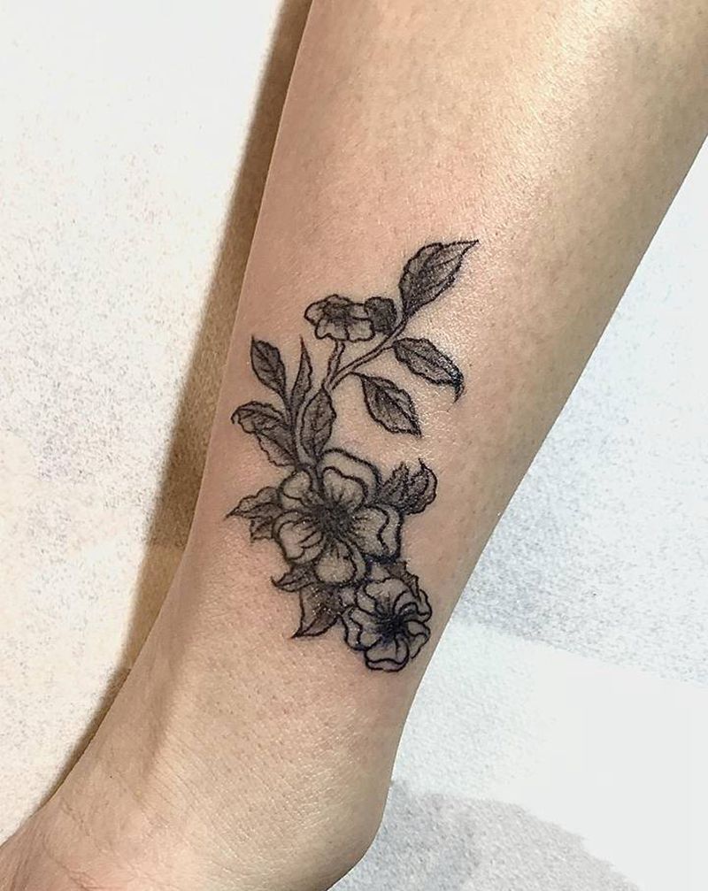 遮盖纹身图片_手臂新传统素花纹身图案